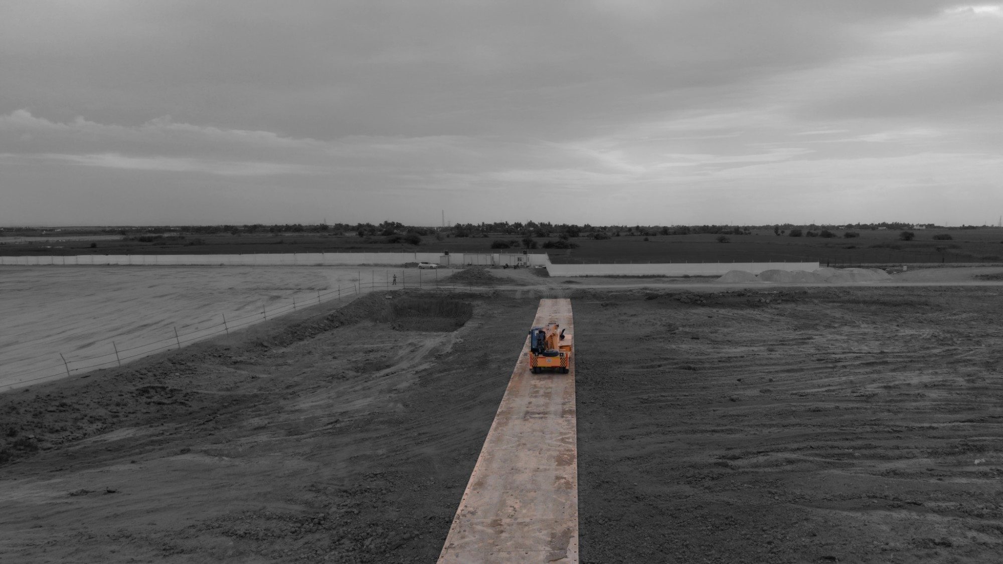 Portadeck temporary roadway mats forming an access route across a construction site